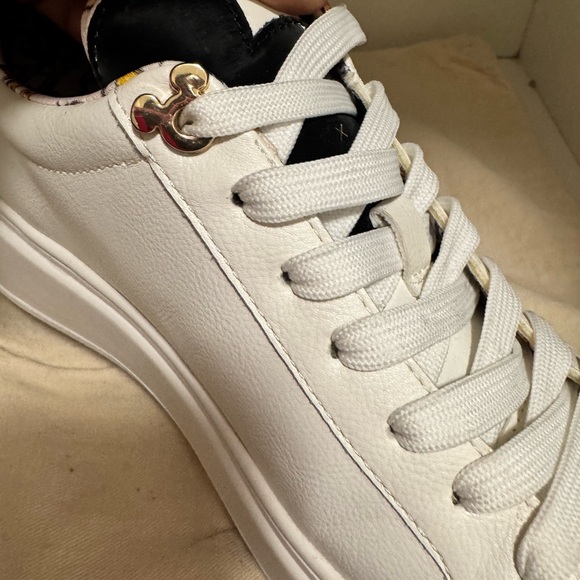 ALDO White Sneakers with Mickey Mouse and Floral Design - Picture 5 of 12